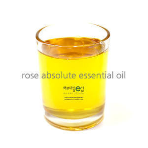 다마스크장미꽃오일(로즈엡솔루트) (Rosa Damascena Flower Oil / rose absolute premium essential oil) 독일집산-불가리아산